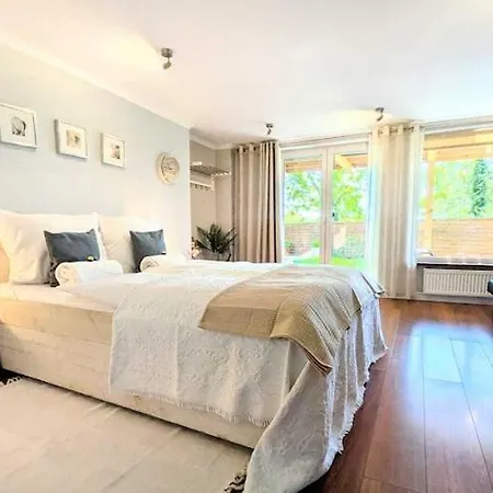 アパート Spacious With Sauna, *