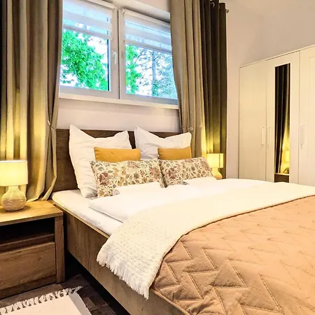 Apartamento Spacious With Sauna, *