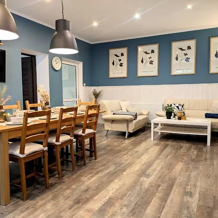 Spacious With Sauna,