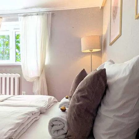 アパート Spacious With Sauna,