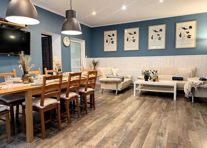 Spacious With Sauna,