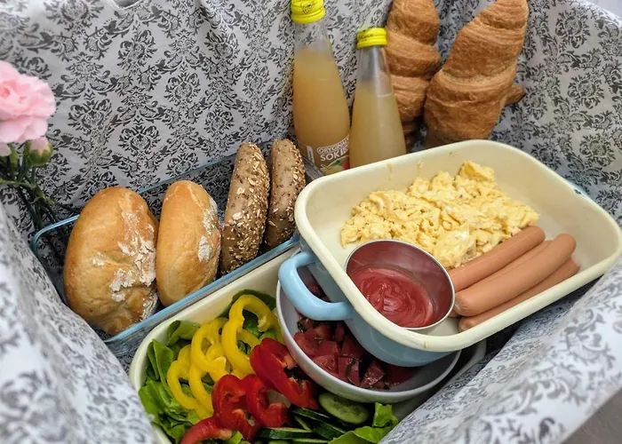 アパート Spacious With Sauna, コウォブジェク